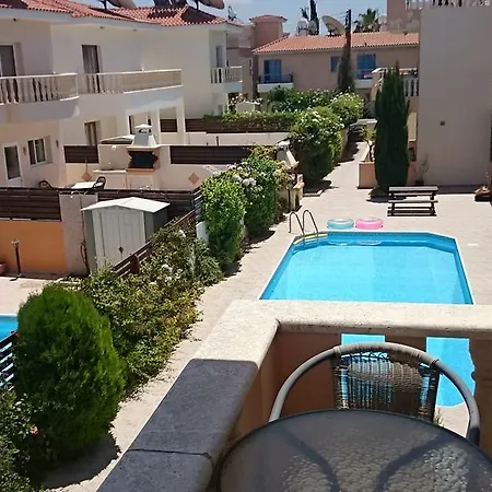 Apartment Universal Paphos