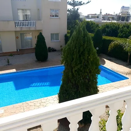 Apartment Universal *